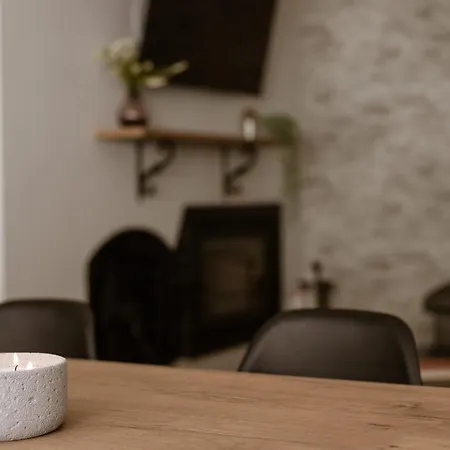 El Retiro De Avila Feriehus La Adrada